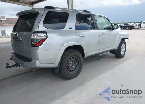 2021 Toyota 4Runner Sr5 из США, поврежденный, VIN JTEEU5JR4M5232240